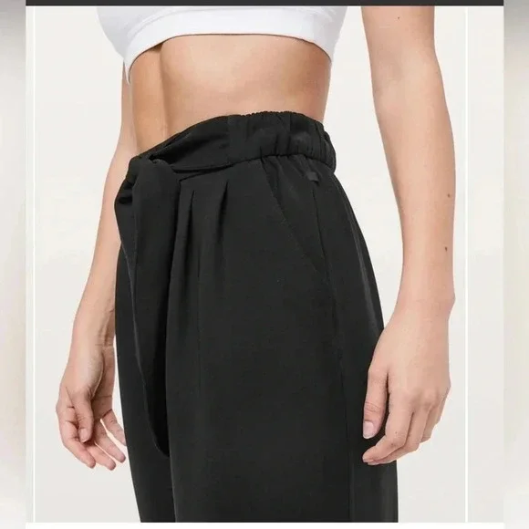 Lululemon Noir Crop Black Waist Tie High Rise Wide Leg Pants size 8 - Picture 3 of 7